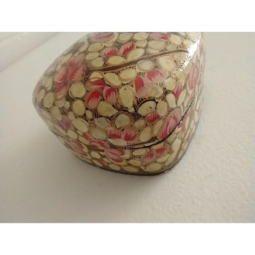 Kashmiri Hand Painted Vintage Trinket Ring Box India Folk Art Lacquered Finish